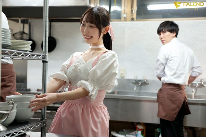 FNS-005 screenshot 1 Sawa Yamashita, a perverted waitress who makes her boyfriend jealous while working and has sex with him hard at work, and gets so excited that she can't even make a sound that she orgasms repeatedly