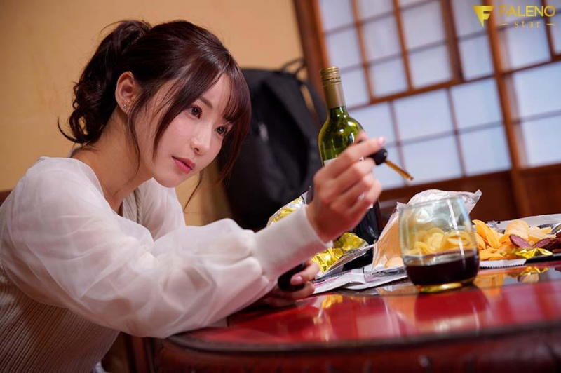 FSDSS-572 screenshot 1 Let's Get Together With Me... Forbidden Sex With A Married Woman's Sweet Invitation And A Secret Aphrodisiac Passed Down In The Countryside, Moe Amatsuka