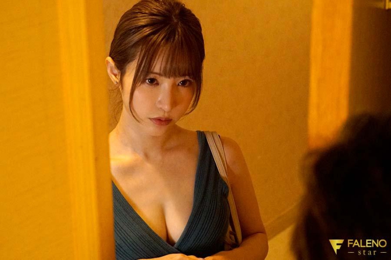 FSDSS-635 screenshot 2 A Cheeky Subordinate Is A High-Class Deriheru Miss Relentless Adhesive Piston Training That Drives Seniority Rankings Moe Amatsuka