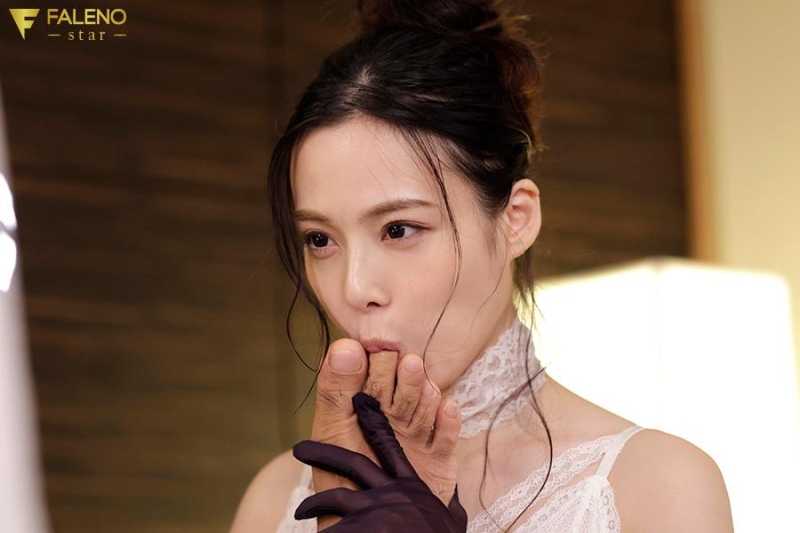 FSDSS-920 screenshot 9 A neat and tidy woman's rationality is blown away by her sudden transformation in ecstasy lingerie, Nene Yoshitaka