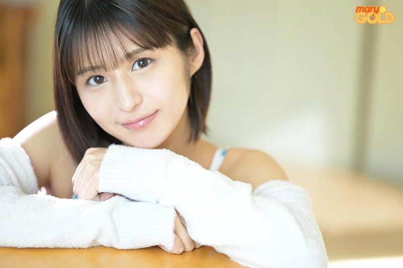 MGOLD-028 screenshot 10 A nationally boyish beautiful girl who devoted her teens to idol activities makes her AV debut the day after graduation.